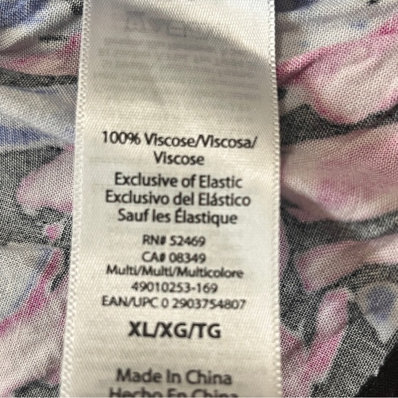 Sofia Vergara Smocked Peplum Sleevless Top - Picture 6 of 6